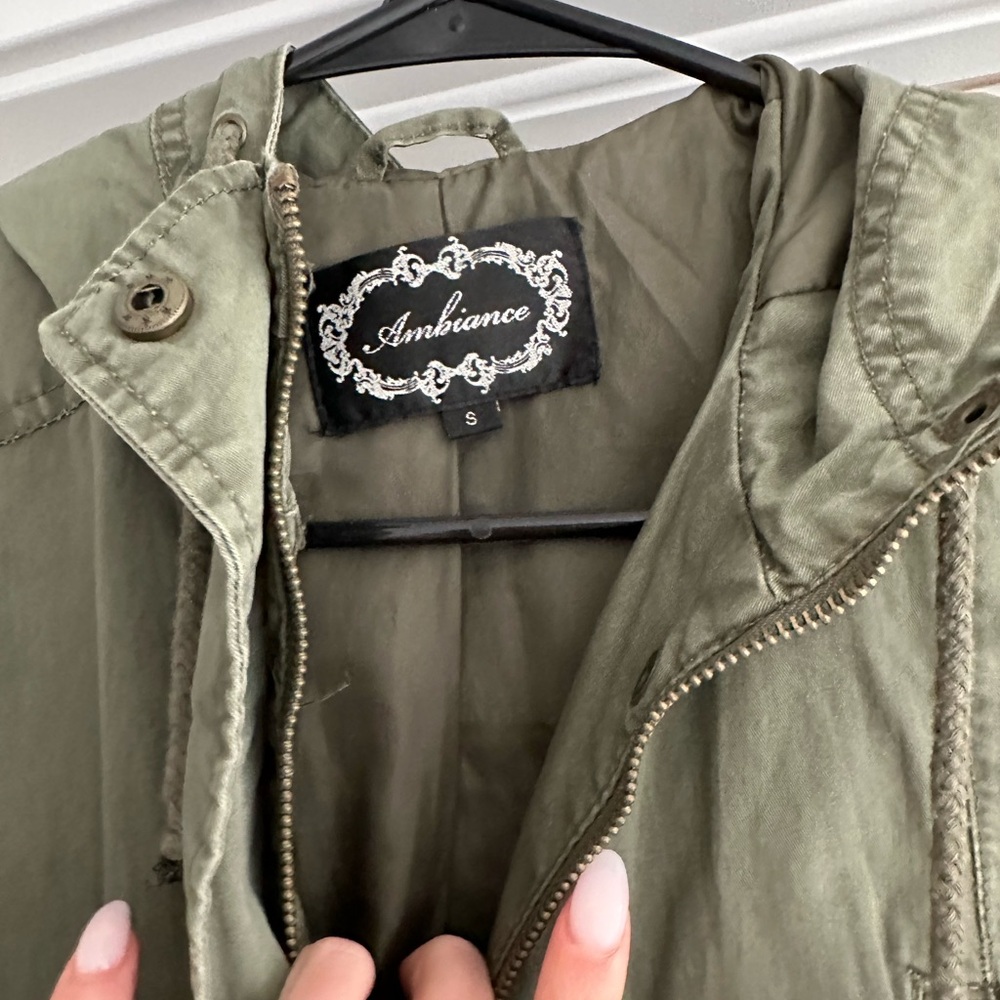 Green utility jacket - Picture 2 of 4